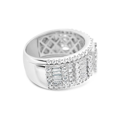Gold Round and Baguette Diamond Ring | 14K | 2.93 CTW