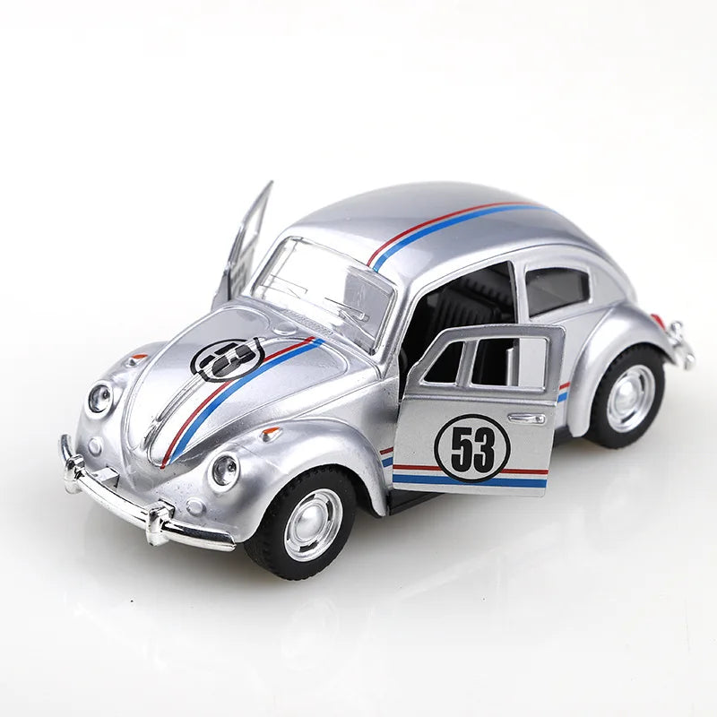 1:38 Vintage Die-Cast Pull-Back Racing Toy Car