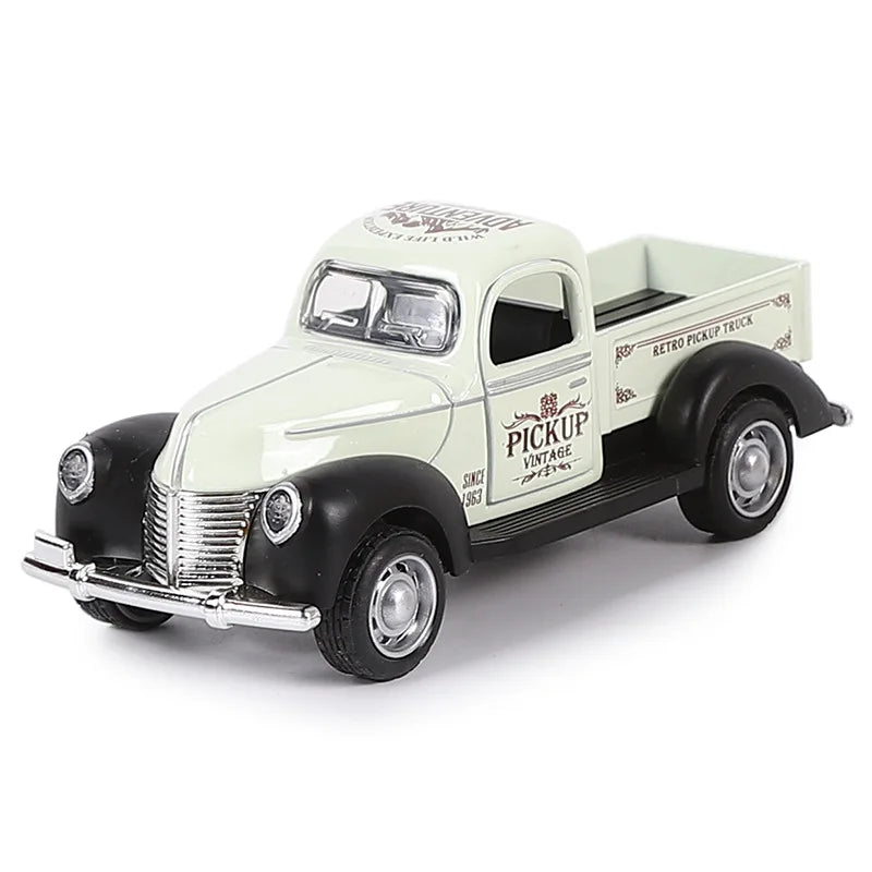 1:32 Alloy Pickup Pull-Back Diecast Toy Car