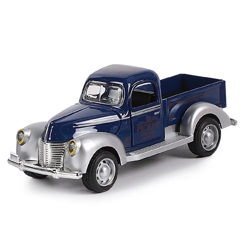 1:32 Alloy Pickup Pull-Back Diecast Toy Car