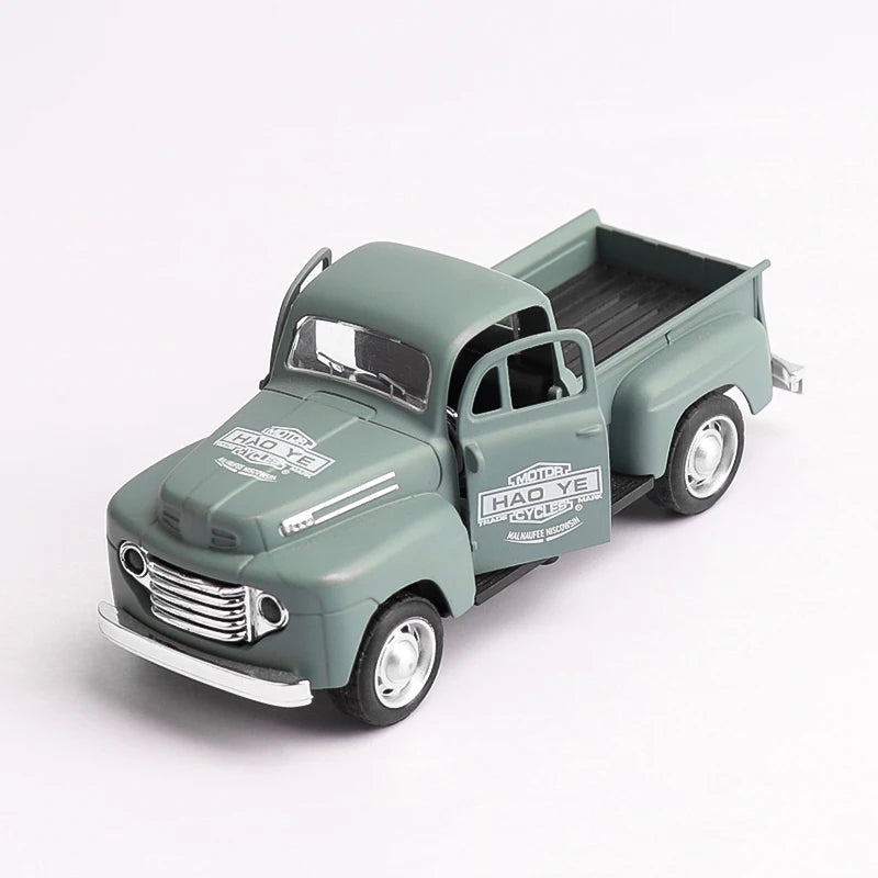 1:32 Alloy Cartoon Pull-Back Toy Car
