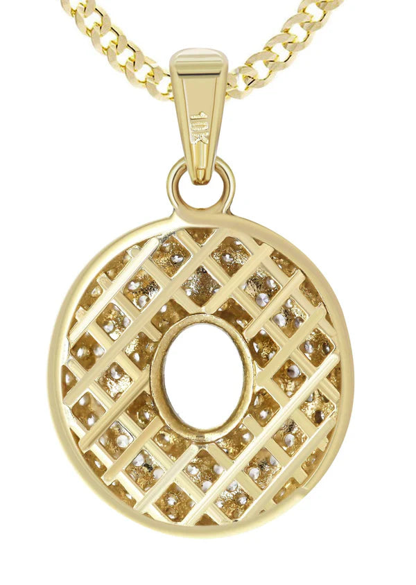10K Yellow Gold Bubble Letter "O" CZ Necklace | Appx. 4.6 Grams